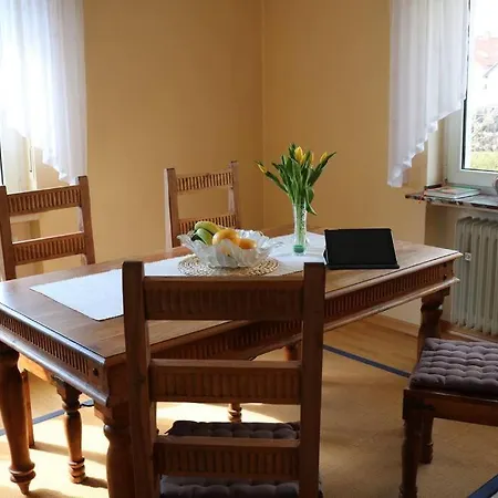Zwei Hirschen, 3 Sterne Apartment Hirschberg (Rhein-Lahn)
